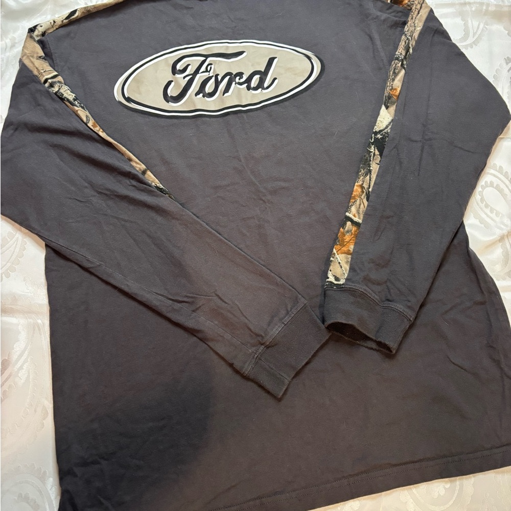 Legendary Whitetails Camo Ford Pullover Shirt XLarge